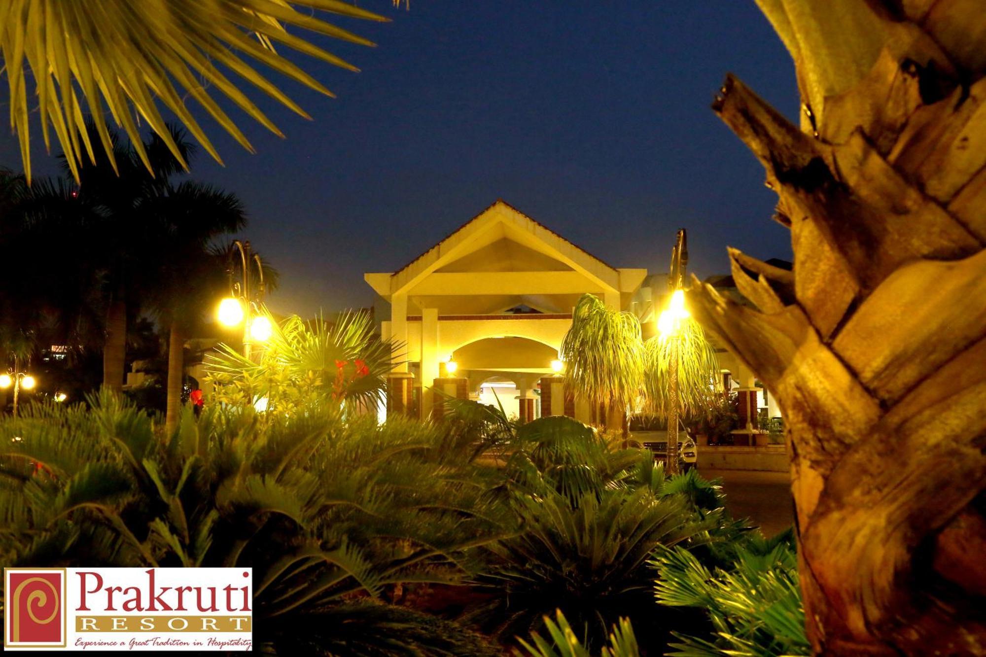 ואדודרה Prakruti Resort מראה חיצוני תמונה