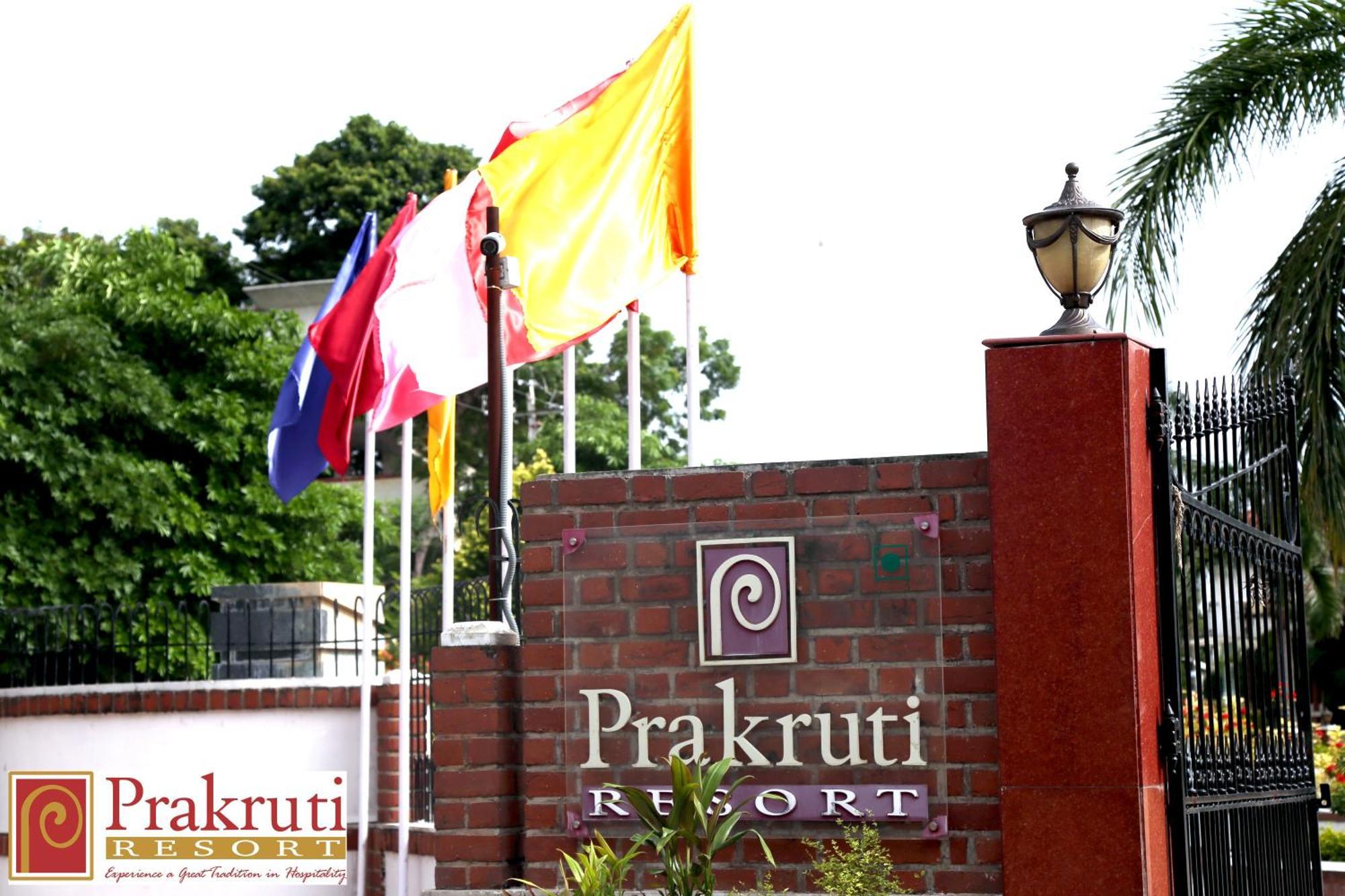 ואדודרה Prakruti Resort מראה חיצוני תמונה